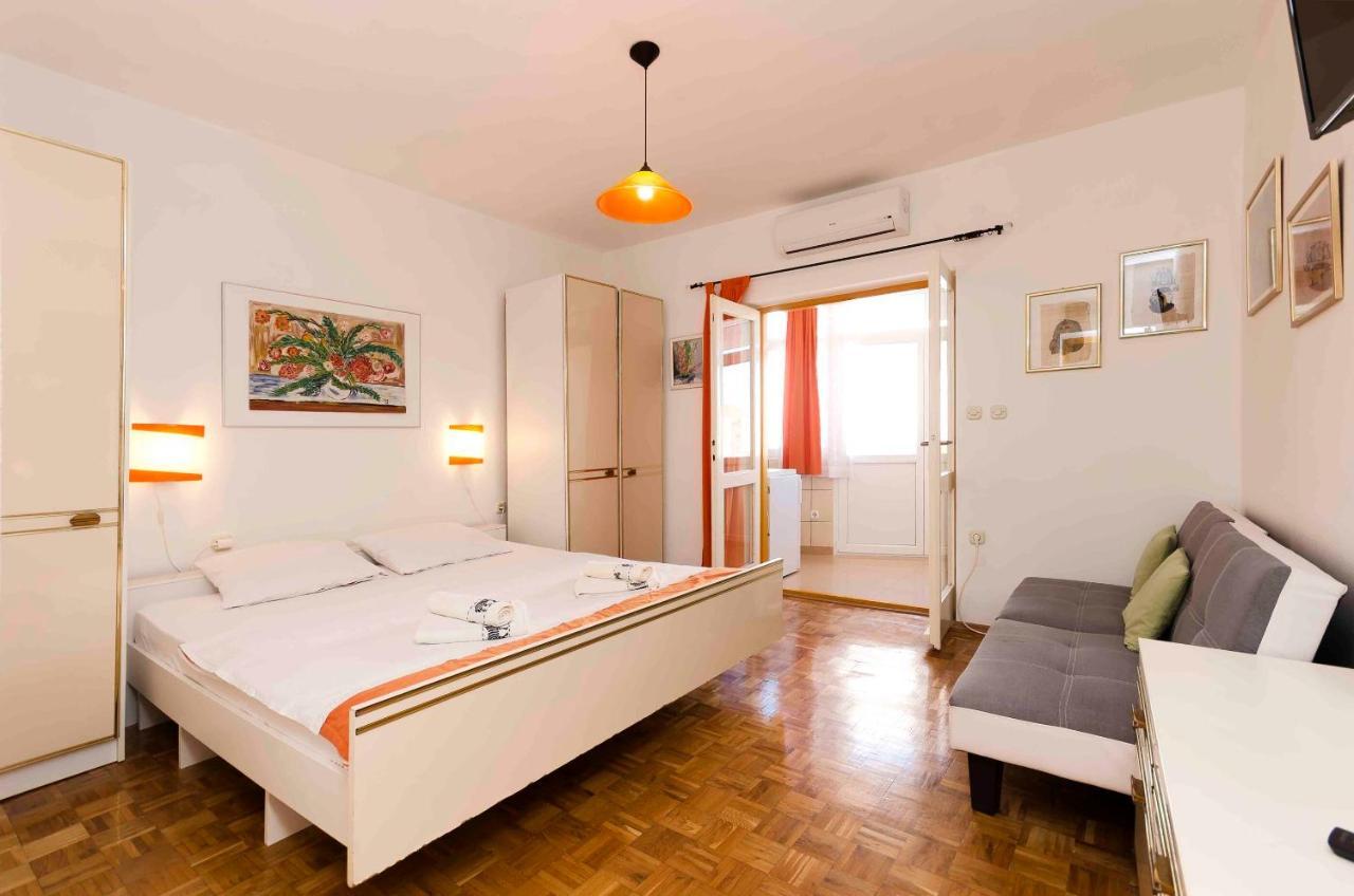 Apartments Zanze Vodice Exterior foto