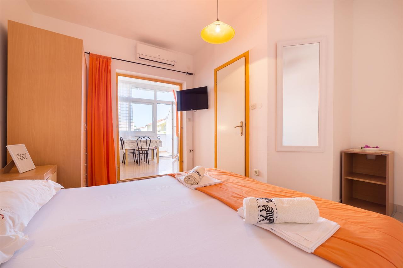 Apartments Zanze Vodice Exterior foto