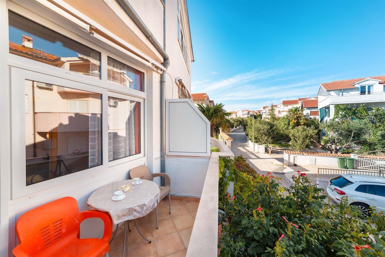 Apartments Zanze Vodice Exterior foto