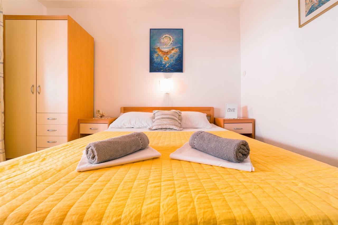 Apartments Zanze Vodice Exterior foto