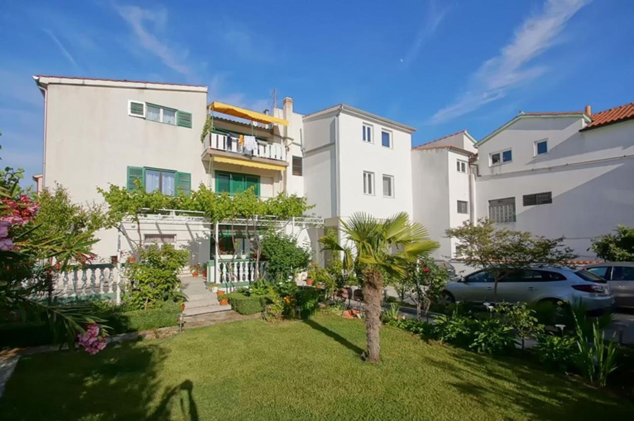 Apartments Zanze Vodice Exterior foto
